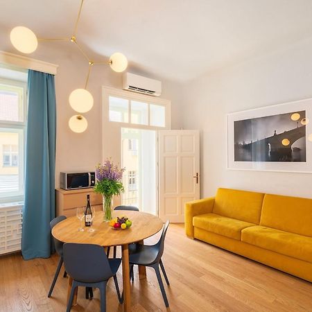 Quiet City Center Apartment In Hip & Foodie Area Прага Екстер'єр фото
